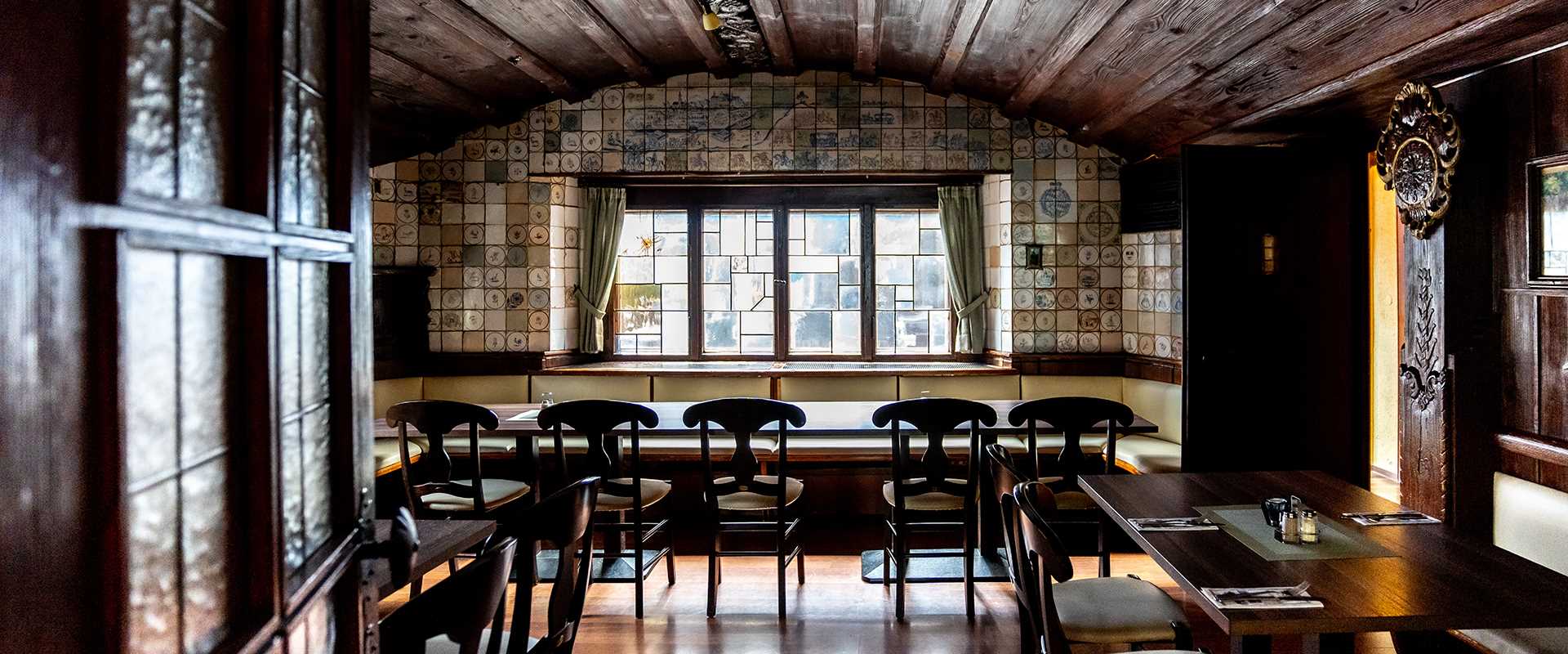 Neuhof | Griechisches Spezialitäten-Restaurant in Neuburg1